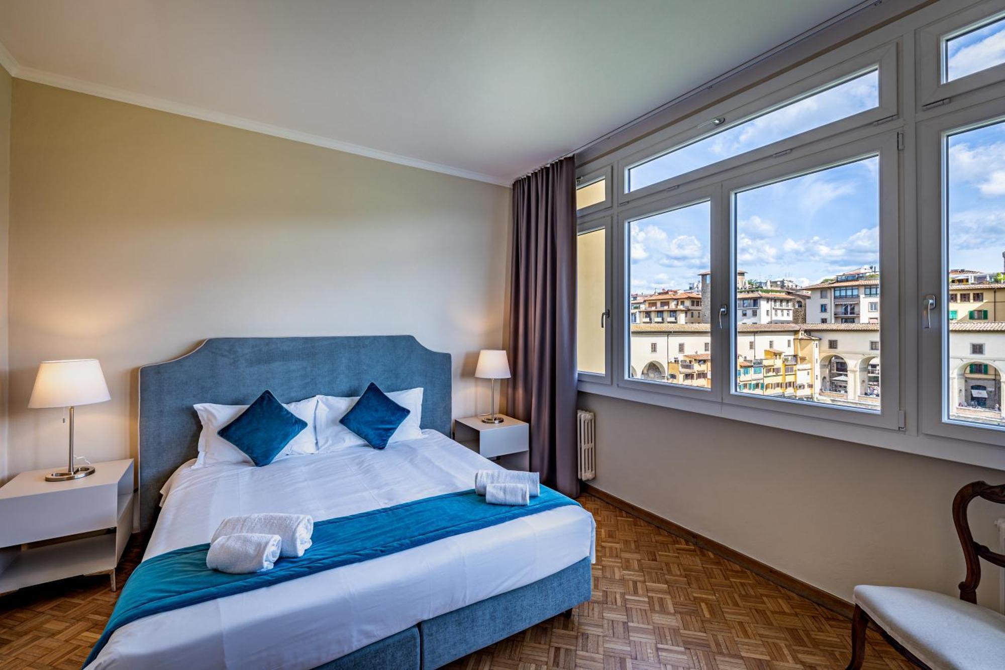 Yd Balcony On Pontevecchio View Apartment Florence Exterior photo